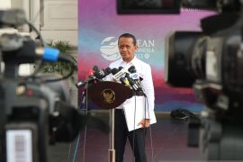 Presiden Jokowi minta "groundbreaking" pabrik baterai EV di Bantaeng September 2023