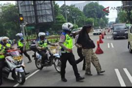 Petugas Satlantas Polresta Bogor Kota Bekuk Pencopet