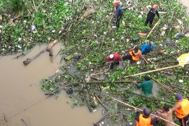 Tingkatkan kualitas air sungai, gencarkan program Martapura ASRI