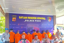 Polisi ringkus 13 pelaku judi online dan togel di Pidie