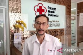 PMI Tangsel Bersama Ojol Gelar Donor Darah