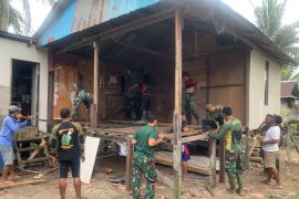 Rehab RTLH Upaya Satgas TMMD Berikan Perlindungan Resiko Sosial