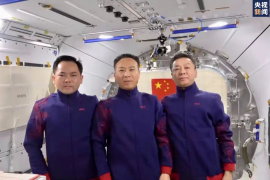 Tiga taikonaut Shenzhou-15 mendarat di Gurun Gobi