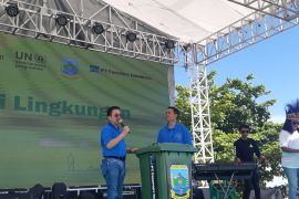 Freeport beri bantuan 500 tempat sampah untuk Pemprov Papua Tengah