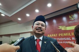 Amzulian Rifai sebut penguatan internal jadi langkah pertama pimpin KY