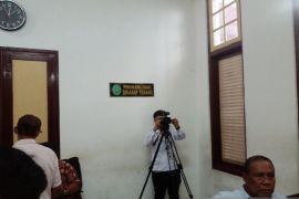 Penghubung KY wilayah Sumut pantau sidang Apin BK