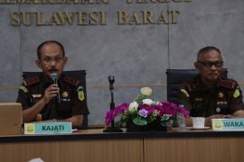 Kejati Sulbar menyelesaikan dua perkara melalui keadilan restoratif