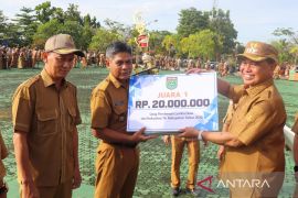 Enam desa di Tanah Bumbu terima uang pembinaan