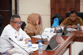 Pemkot Batam validasi data untuk entaskan kemiskinan