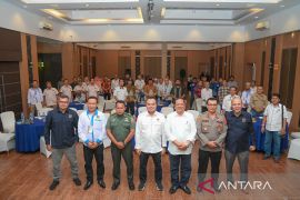 PWI Tabagsel konferensi, Wali Kota Padang Sidempuan titip pesan