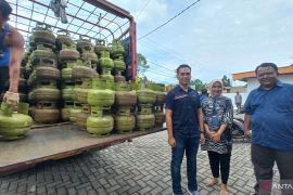 Operasi pasar digelar di Magek Agam atasi elpiji 3kg langka