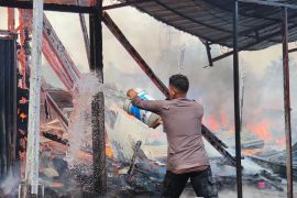 Polres tangani kasus kebakaran sembilan ruko di Distrik Agats Kabupaten Asmat