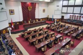 Bupati Gianyar janji lebih teliti dalam proses anggaran APBD