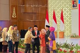 Deputi Gubernur Senior BI kukuhkan Suryono sebagai Kepala BI Kepri