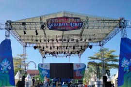 Pemkot-PDAM hadirkan Ndarboy Genk saat "Festival Musik Surabaya Hebat"