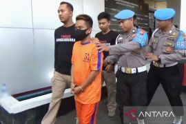 Pedagang orang ditangkap