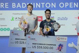 Riuh dukungan penonton warnai kemenangan Ginting di Singapore Open