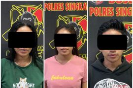 Polisi tangkap tiga tersangka pelaku TPPO di Singkawang Barat