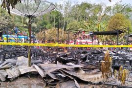 Rugi Rp145 juta akibat kebakaran dua rumah di Mandala HSS