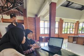 Jatim siagakan 36 ribu operator untuk bantu pengambilan PIN PPDB