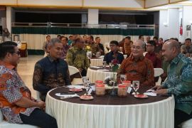 Bupati HSS: AKBP Sugeng Priyanto berperan atasi COVID-19 selama jadi Kapolres