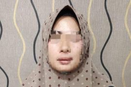 Istri tersangka penyeludupan PMI ilegal dari Meranti ternyata miliki peran penting