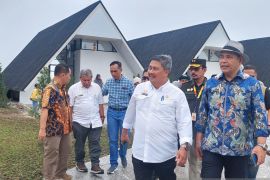 Dirjen Hortikultura kunjungi kelompok kembang markisa selaku penangkar benih kentang di Kabupaten Solok