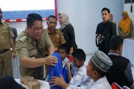 Pj.Wali Kota Tebing Tinggi minta verifikasi data warga miskin