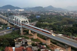 Pemerintah Indonesia dan China yakin peluncuran kereta cepat sesuai jadwal