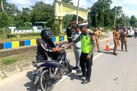 Patuh berlalu lintas, Ditlantas Polda Kaltara beri hadiah