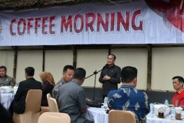 Penjabat Gubernur ajak legislator Sulbar jadi orang tua asuh stunting