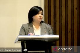 Komnas HAM memandang penting penuntasan pelanggaran HAM berat lewat hukum