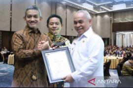 Pemprov Kaltim beri penghargaan Proper Emas  kepada 14 perusahaan