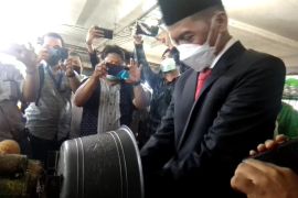 Legislator minta direksi PUD Pasar serius menata 53 pasar tradisional