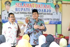 Pemkab Sidoarjo pastikan keluarga prasejahtera terima bansos