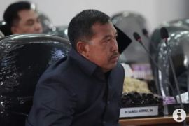Komisi I DPRD HSS usulkan peninggian jalan Desa Bajayau antisipasi banjir