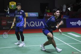 Leo/Daniel bangkit setelah kehilangan gim pembuka babak 32 besar