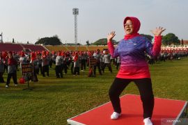 Senam Lansia dalam Rangka Hari Lansia