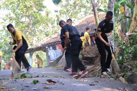 Polres Madiun gelar baksos religi renovasi bangunan musala