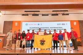 Mahasiswa Unhas sabet perak ajang ONMIPA Kemendikbudristek di ITB