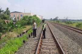 Polisi ungkap pelemparan batu ke arah kereta yang melintas di Cikampek