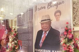 Duta Sawit Indonesia Derom Bangun luncurkan buku "Derom Bangun, Pemikiran, Karya, dan Pencapaian"