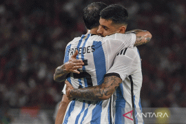 AS Roma akan ditinggalkan Leandro Paredes