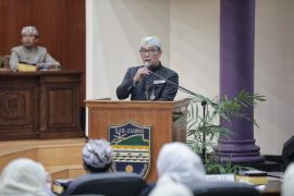 Ridwan Kamil: Jawa Barat provinsi pertama permanenkan kebijakan "WFA"