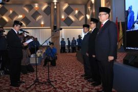 "Hyper Competition" jadi tantangan mahasiswa saat ini, sebut Warek I Unpas