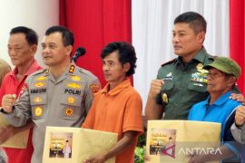 Kepolisian salurkan bansos di 165 titik di Jateng