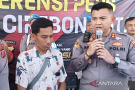 Begini peran mantan Kapolsek Mundu penipu perekrutan anggota Polri