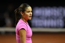 Emma Raducanu Diincar Penggemar Obsesif, Dipaksa Berlindung Saat Bertanding di Dubai