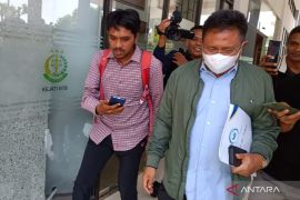 Direktur PT AMGM diperiksa penyidik Kejati NTB terkait proyek fisik dan retribusi