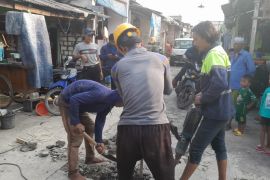 Kawasan Surabaya utara kini dipasok air bersih dari PDAM